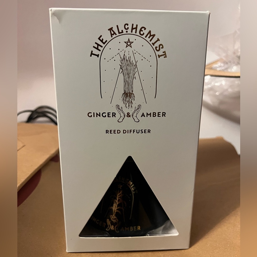 The Alchemist Ginger & Amber Reed Diffuser - Picture 2 of 6